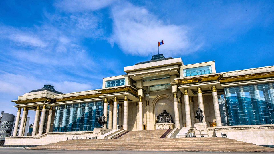 蒙古乌兰巴托广场金属工程